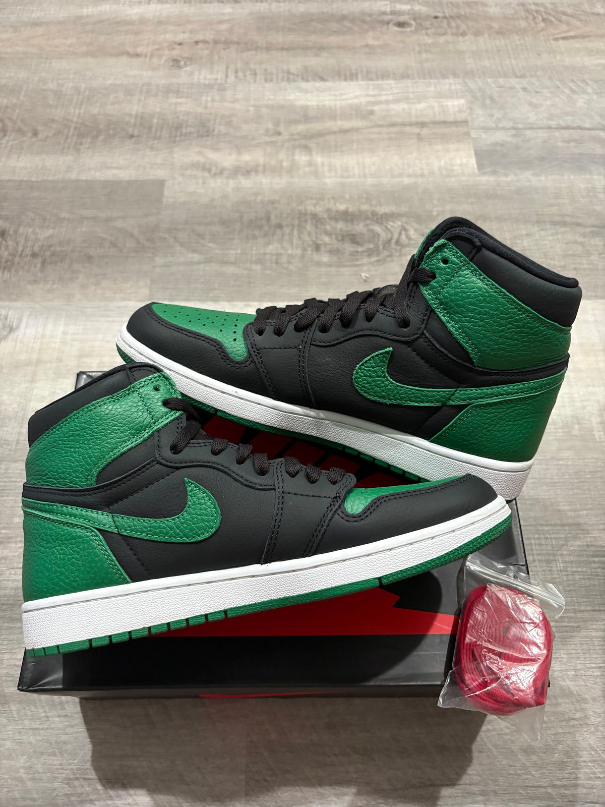 Jordan 1 Retro High Pine Green Black