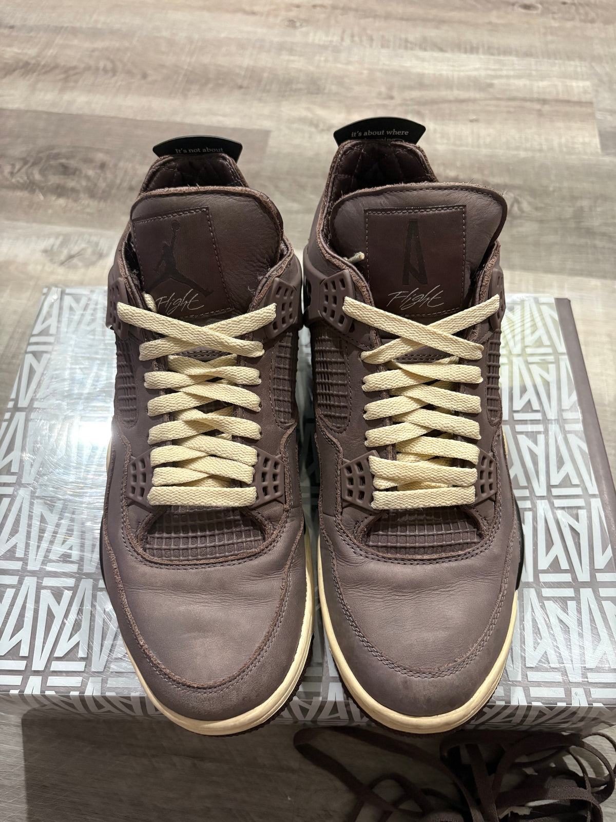 Jordan 4 Retro SP A Ma Maniére Violet Ore