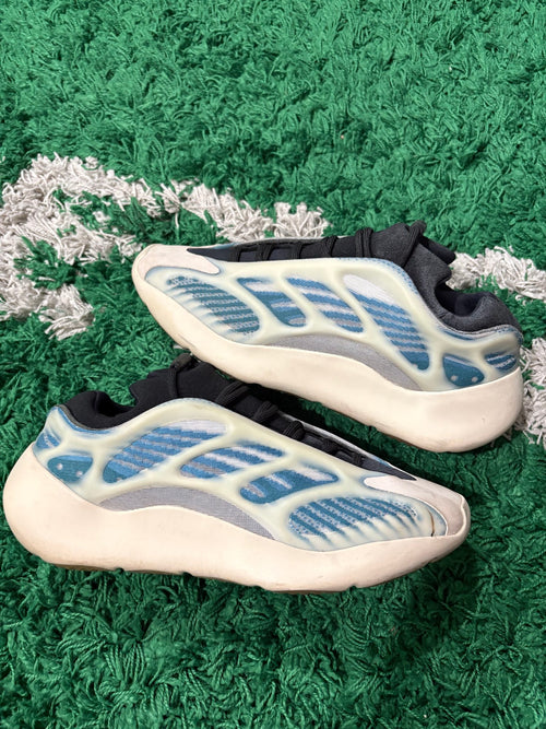 adidas Yeezy 700 V3 Kyanite