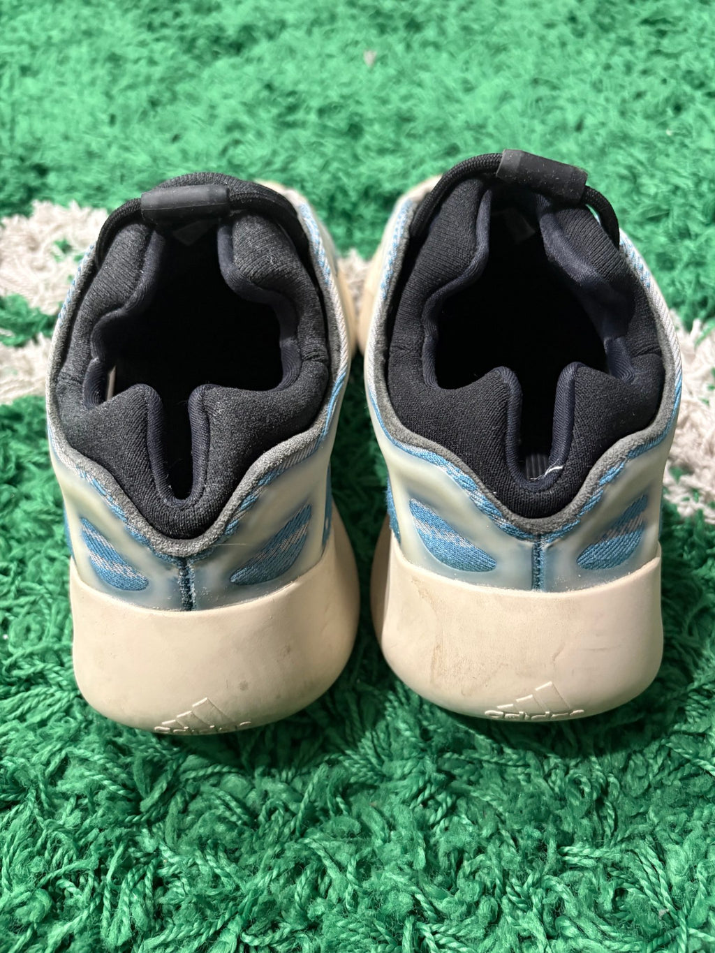 adidas Yeezy 700 V3 Kyanite