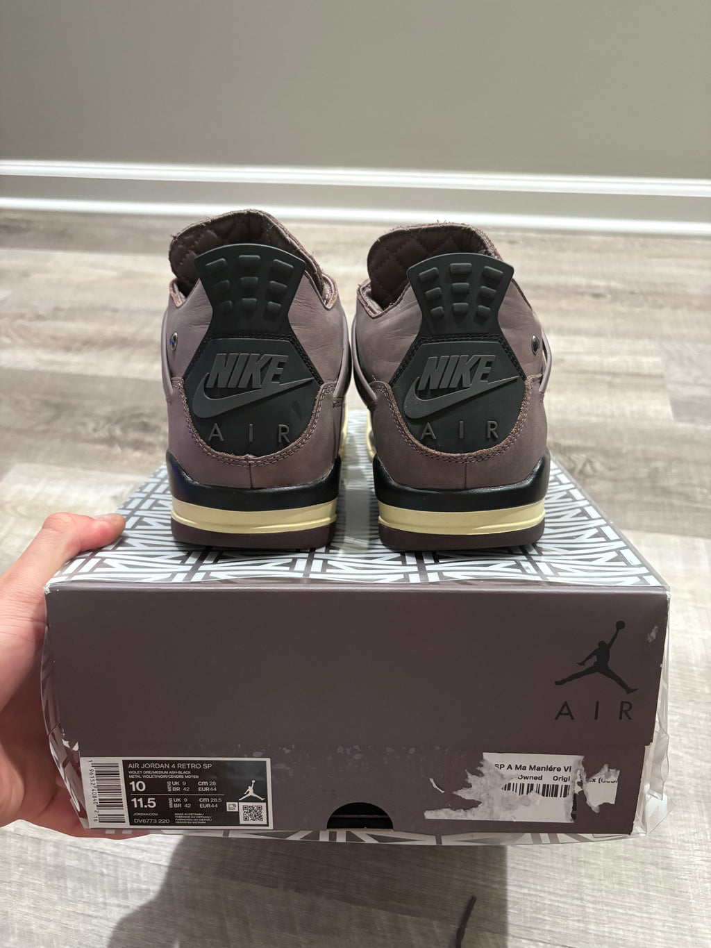 Jordan 4 Retro SP A Ma Maniére Violet Ore