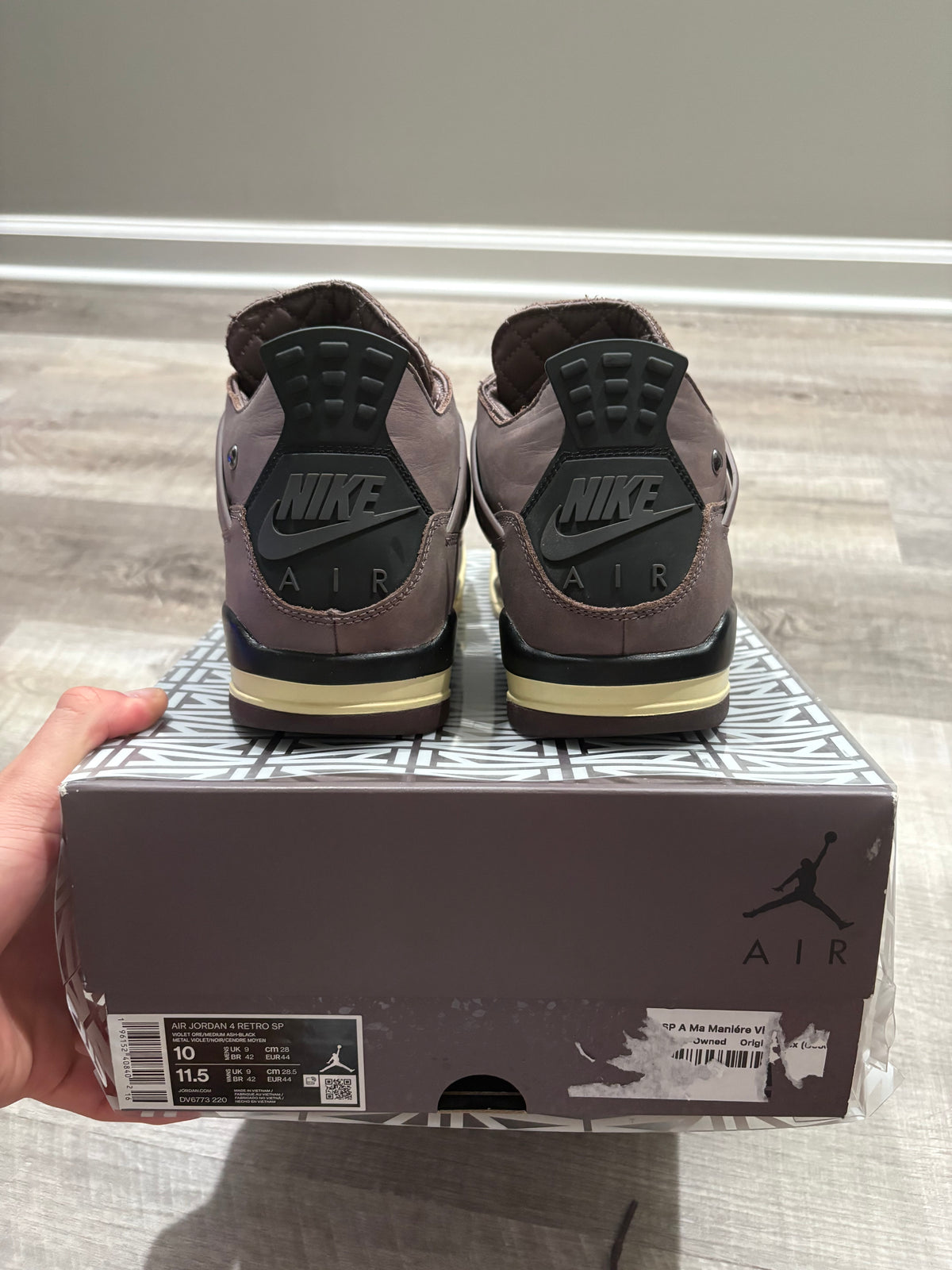 Jordan 4 Retro SP A Ma Maniére Violet Ore