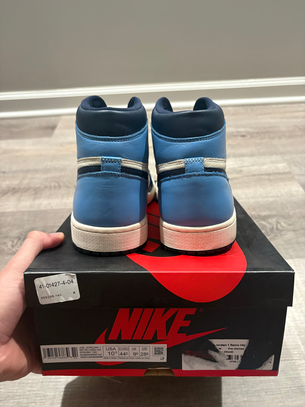 Jordan 1 Retro High Obsidian