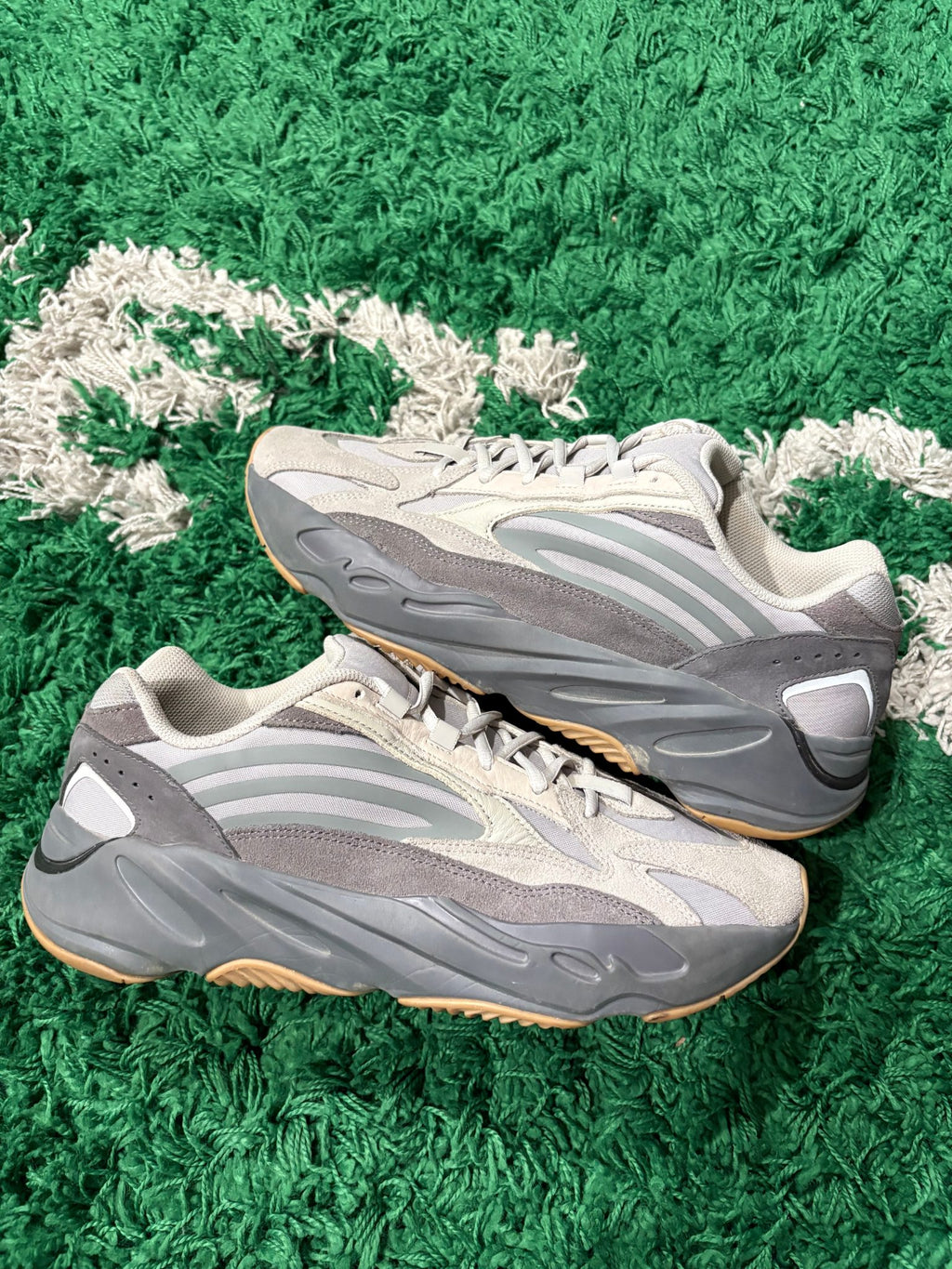 adidas Yeezy Boost 700 V2 Tephra