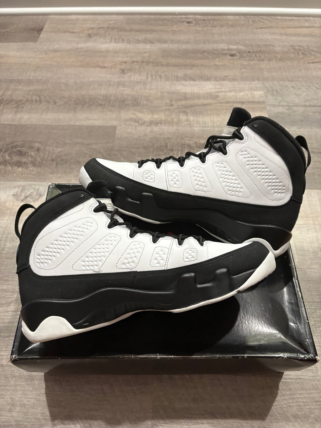 Jordan 9 Retro University Blue